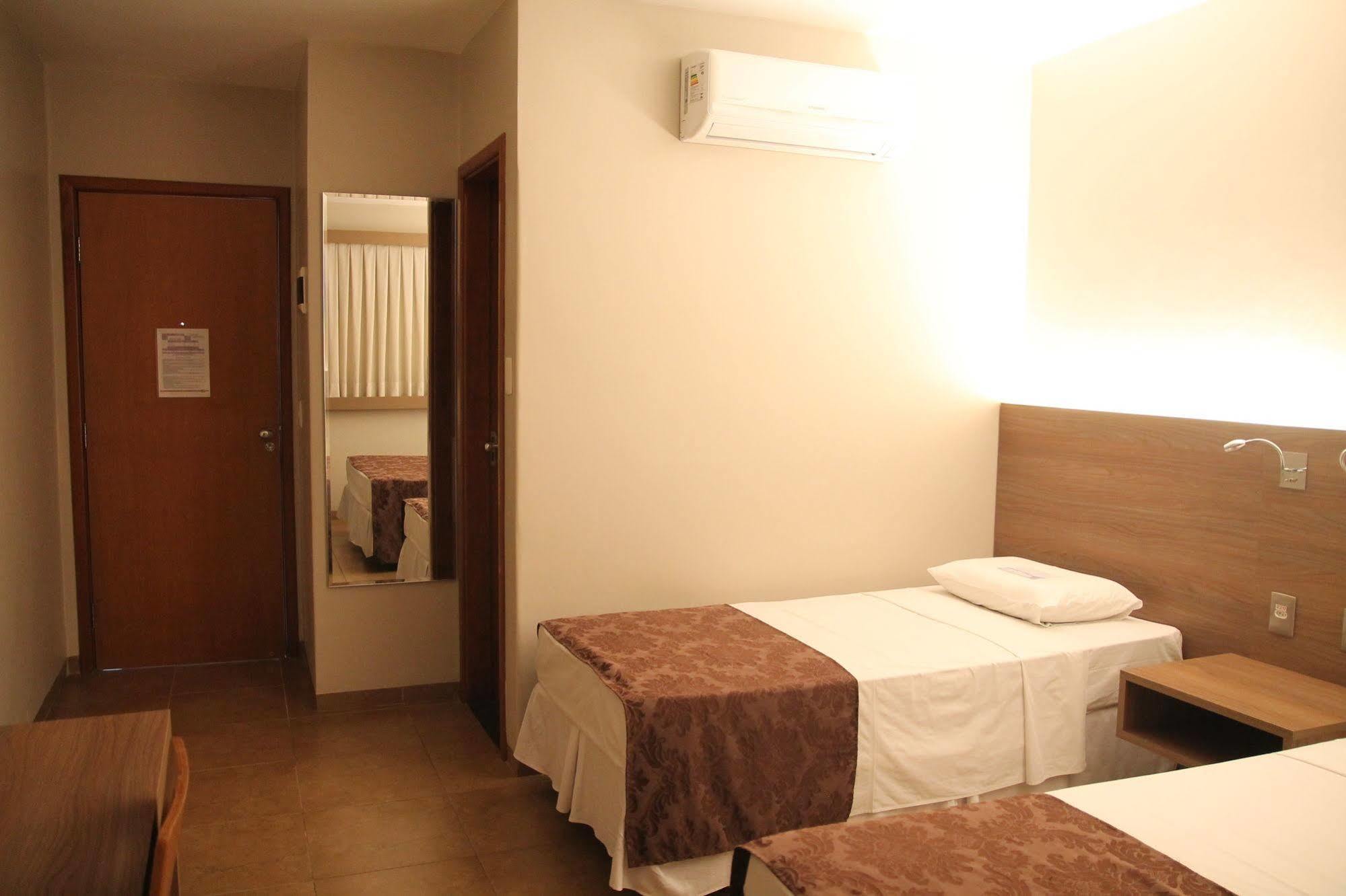 Orion Hotel Itumbiara Exterior foto